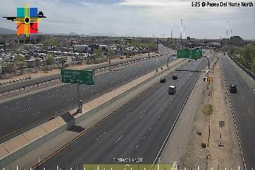 Traffic Cam I-25 @ N of Paseo del Norte