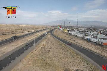 Traffic Cam I-40 @ Atrisco Vista