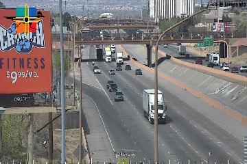 Traffic Cam I-40 WB @ Lomas