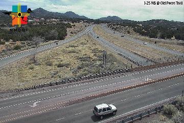 Traffic Cam I-25 NB @ Old Pecos Trail